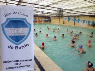 Natación gratis en el club 12 de Octubre La Noticia de Quilmes